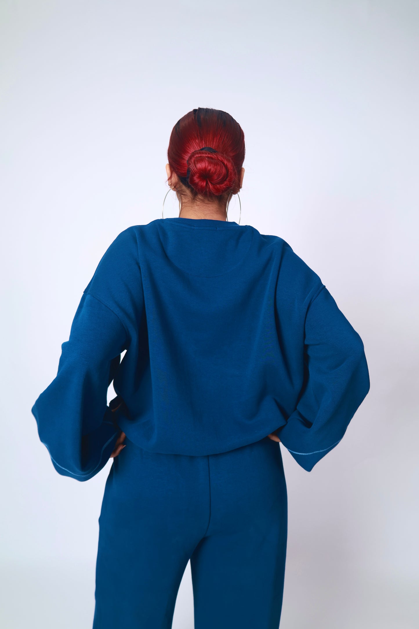 BLUEBERRY SWEAT SHIRT